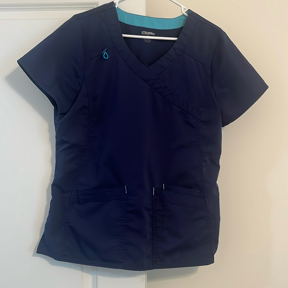 Scrub top (M)